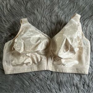 Playtex Wirefree Bra Womens Size 50DDD Beige Unlined Wireless Back Closure‎